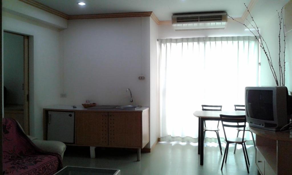 M In Korat Service Apartment Nakhonratchasima Pokoj fotografie
