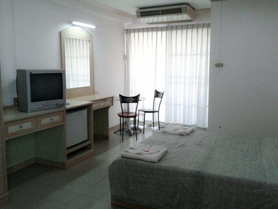 M In Korat Service Apartment Nakhonratchasima Exteriér fotografie