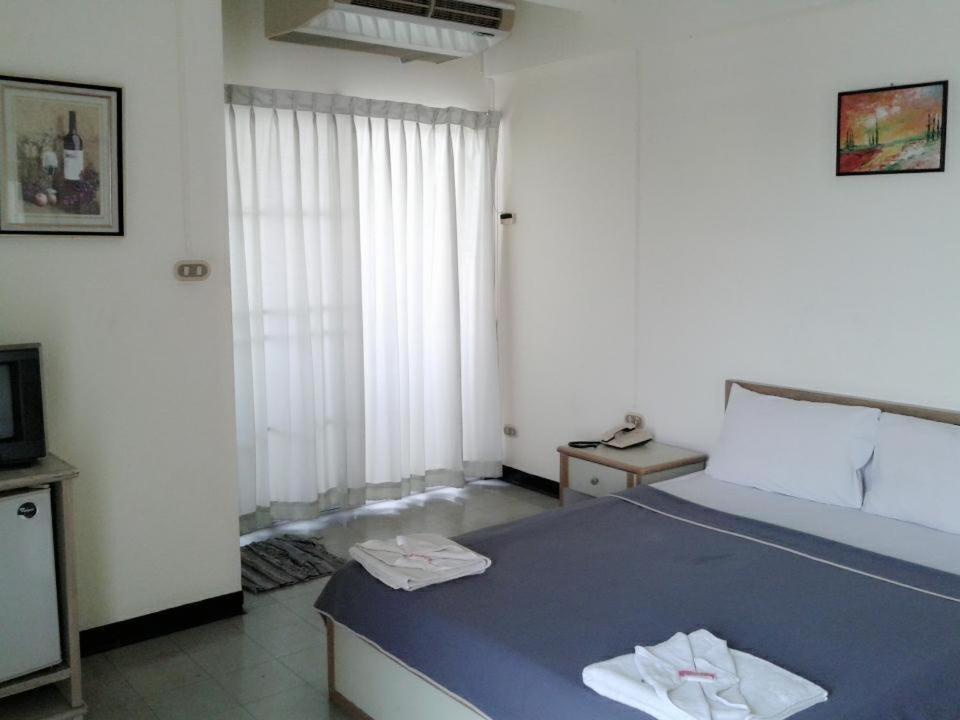 M In Korat Service Apartment Nakhonratchasima Exteriér fotografie